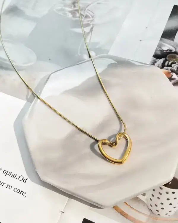 Twisted Love Necklace - Stoney Claire